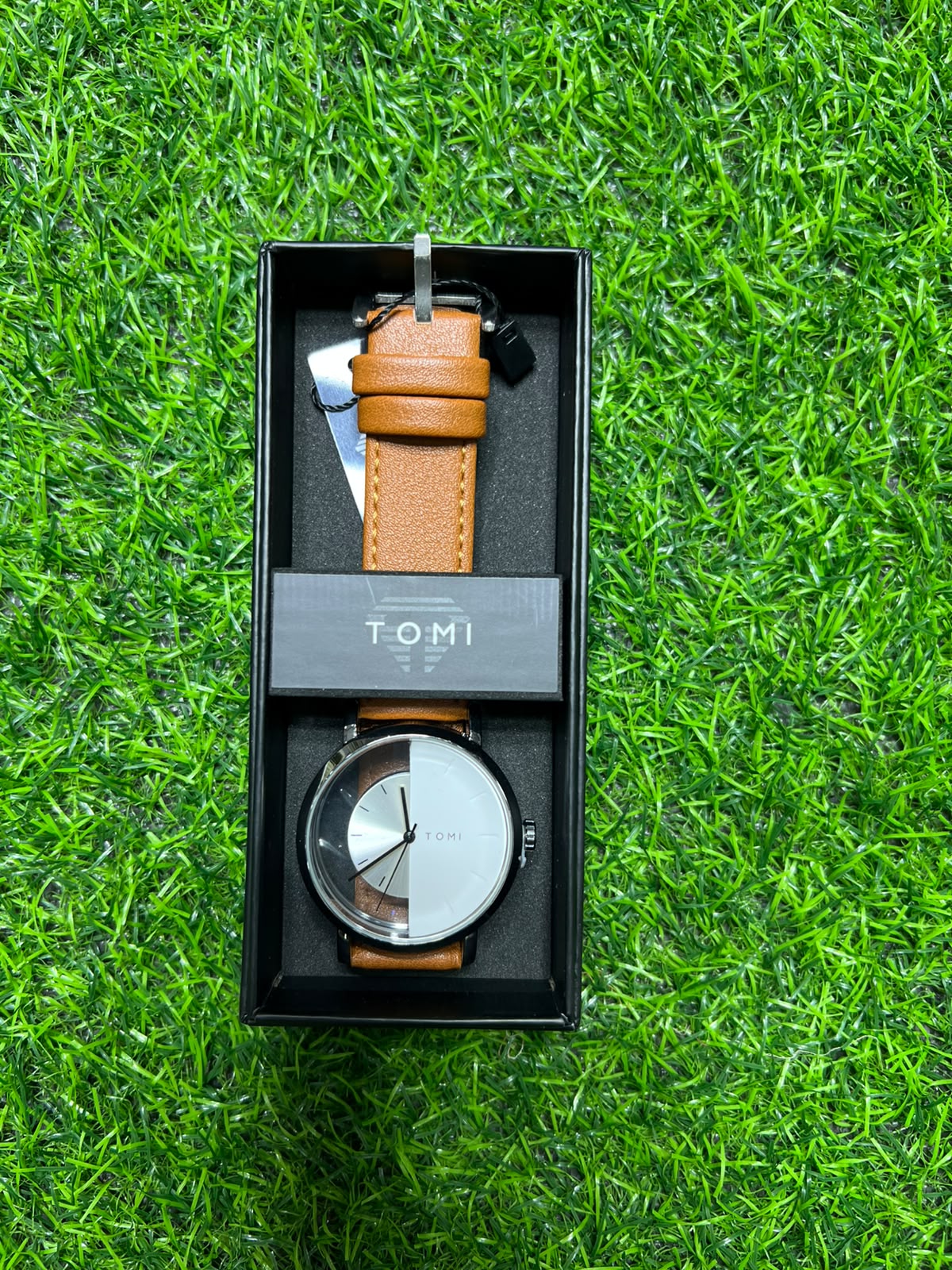 TOMI Men’s Classic Black Dial Watch